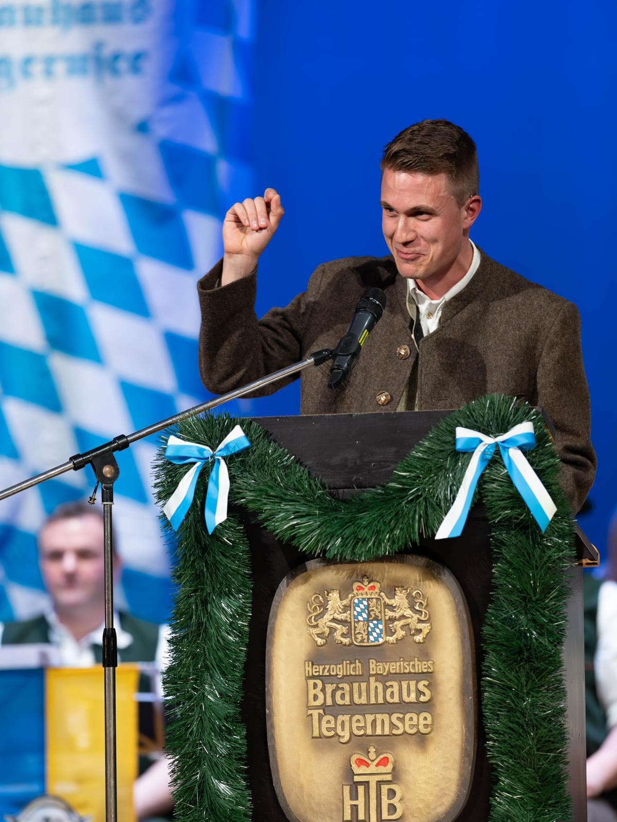 Michael Eham bei einem traditionellen bayerischen Event